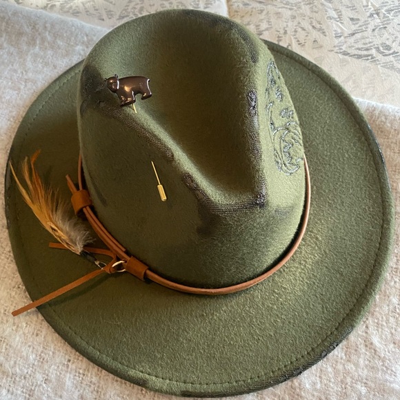 Custom hat - Picture 6 of 8